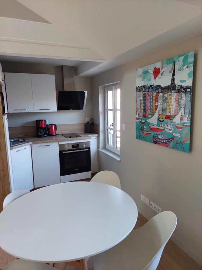 Un Brin De Fantaisie Dans Le Centre De Honfleur Apartment Bagian luar foto
